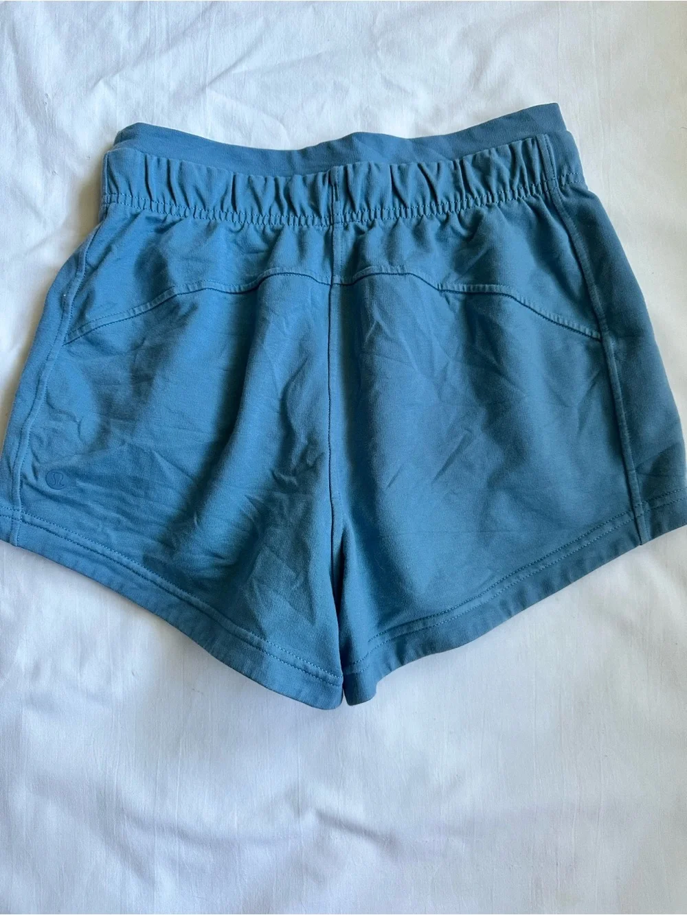 Lululemon High Waist Soft Casual Drawstring Shorts in Light Gray Blue W Pockets